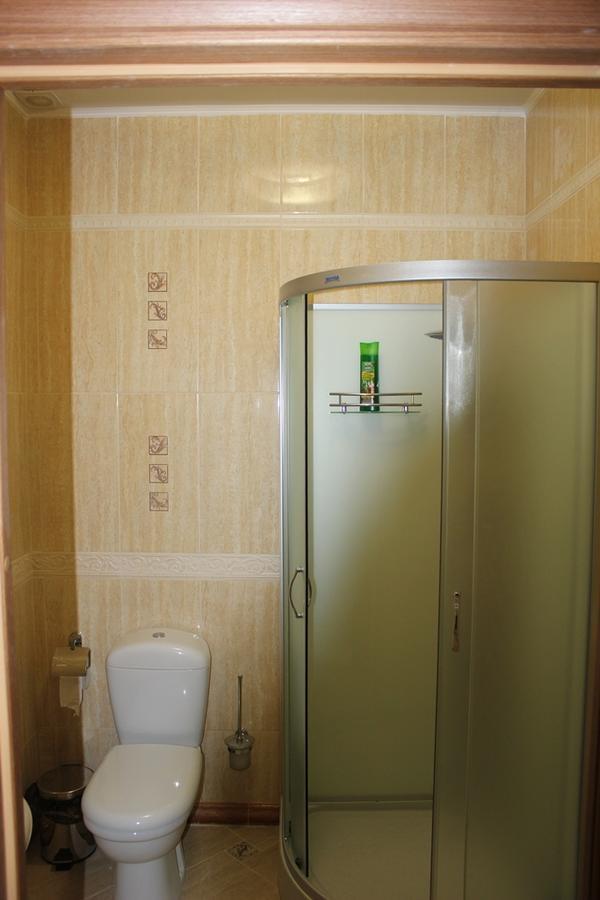 Turli Inn Maladzečna Esterno foto